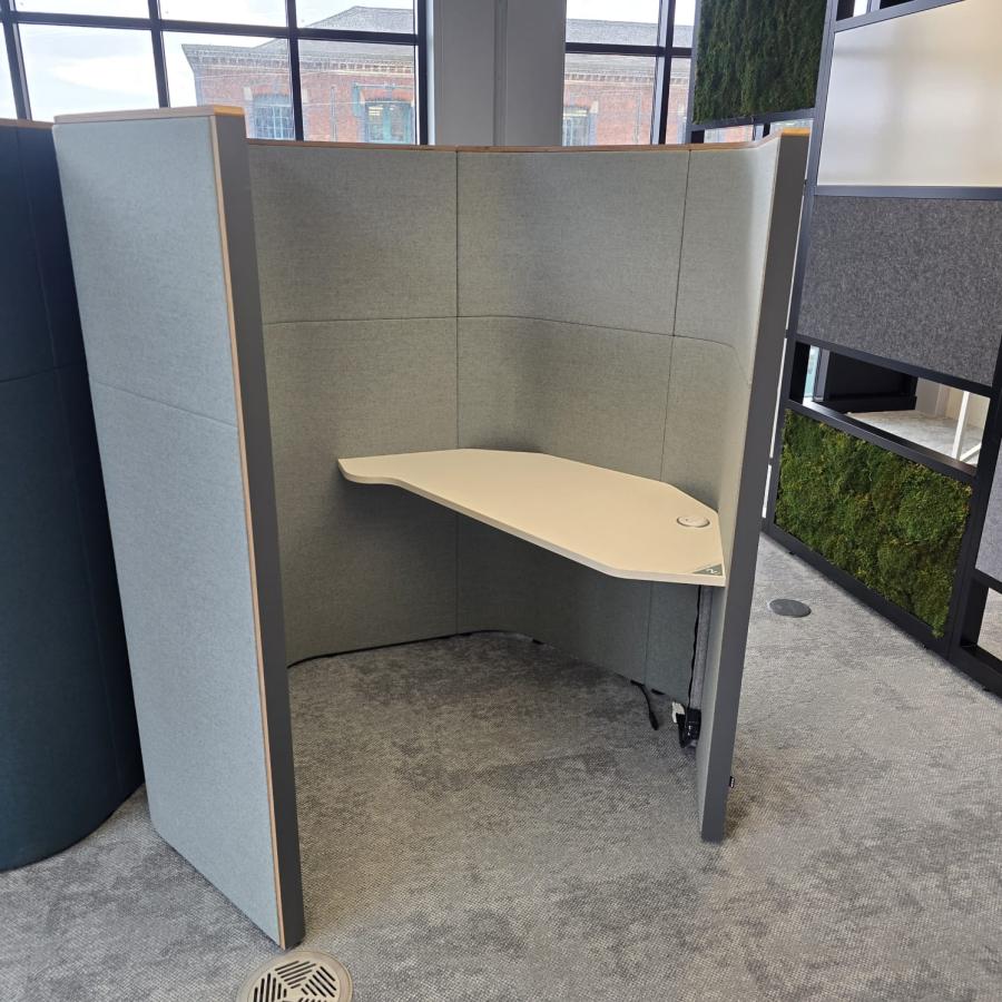 Verco Bee Solo Work Booth